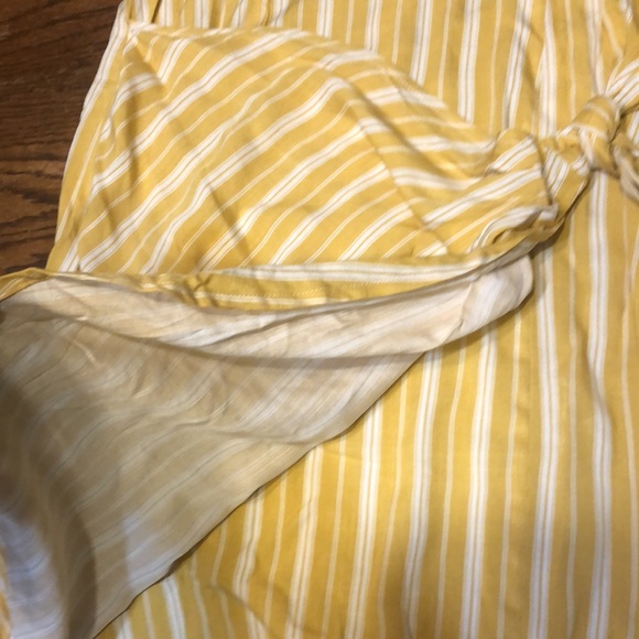 NWT Forever 21 woven front wrap dress - Picture 3 of 8